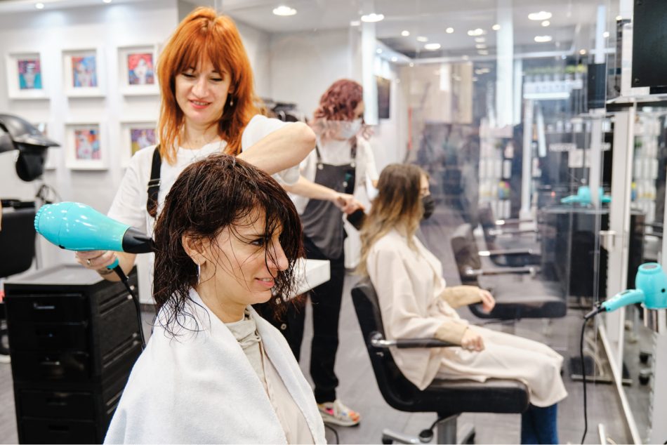 Stylist Left? Here’s How to Keep 90% of Their Clients (Without Drama)